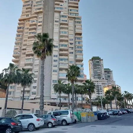 Piso En Primera Linea De Playa En Urbanizacion El Olivar * Benidorm