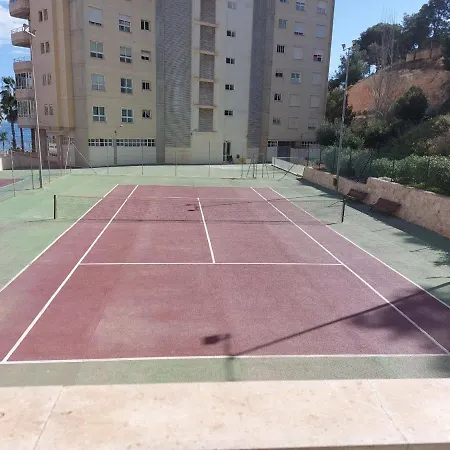 Apartman Piso En Primera Linea De Playa En Urbanizacion El Olivar *